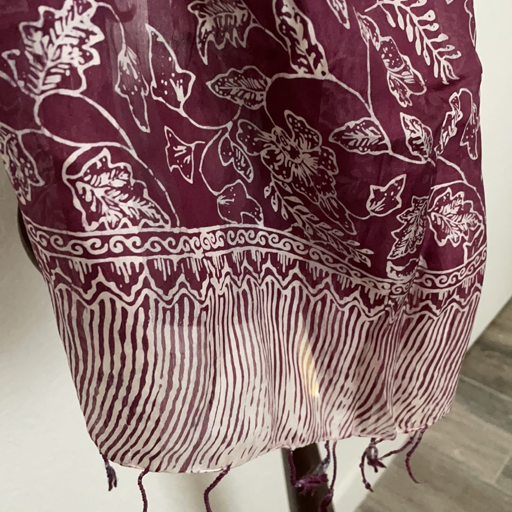 Love Shop 100% Silk Scarf - Picture 4 of 6
